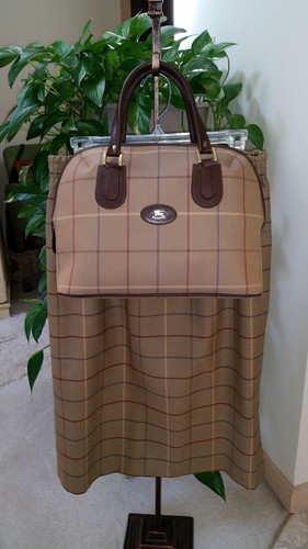 Vintage authentic burberry - authentic,